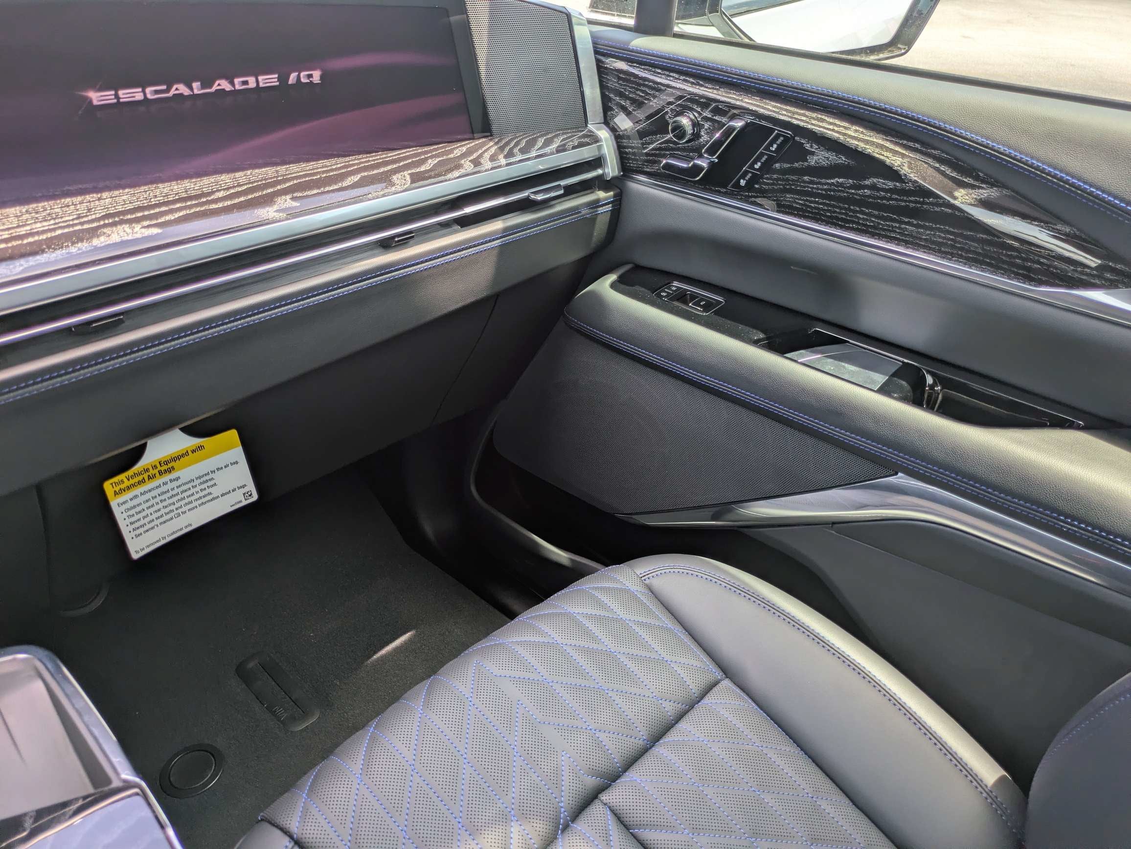 2026 Cadillac ESCALADE IQ Luxury