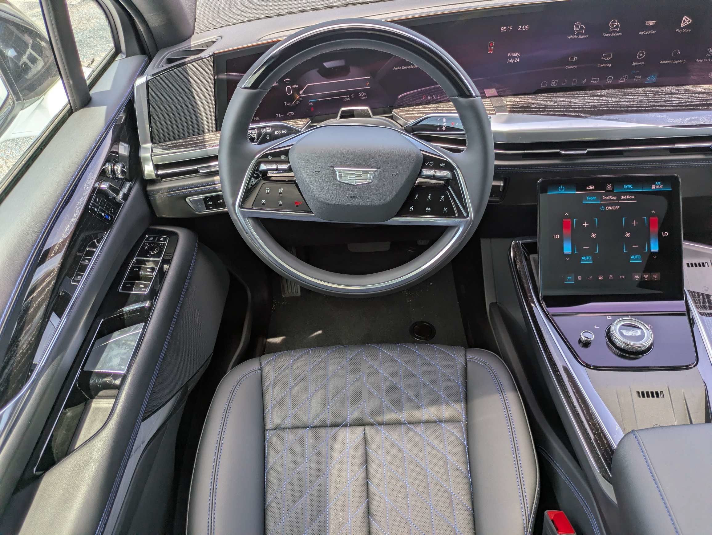 2026 Cadillac ESCALADE IQ Luxury