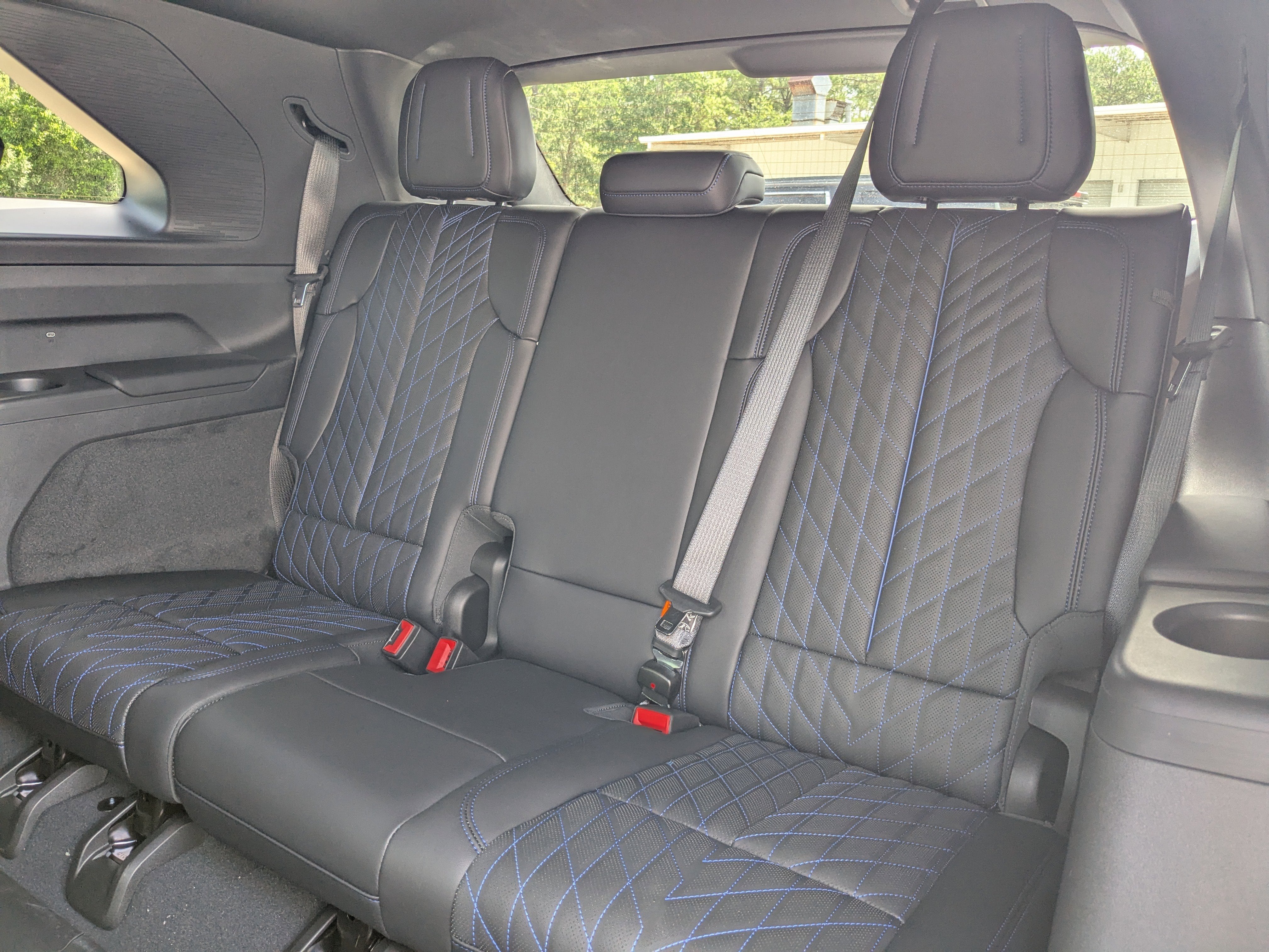 2025 Cadillac ESCALADE IQ Sport 1