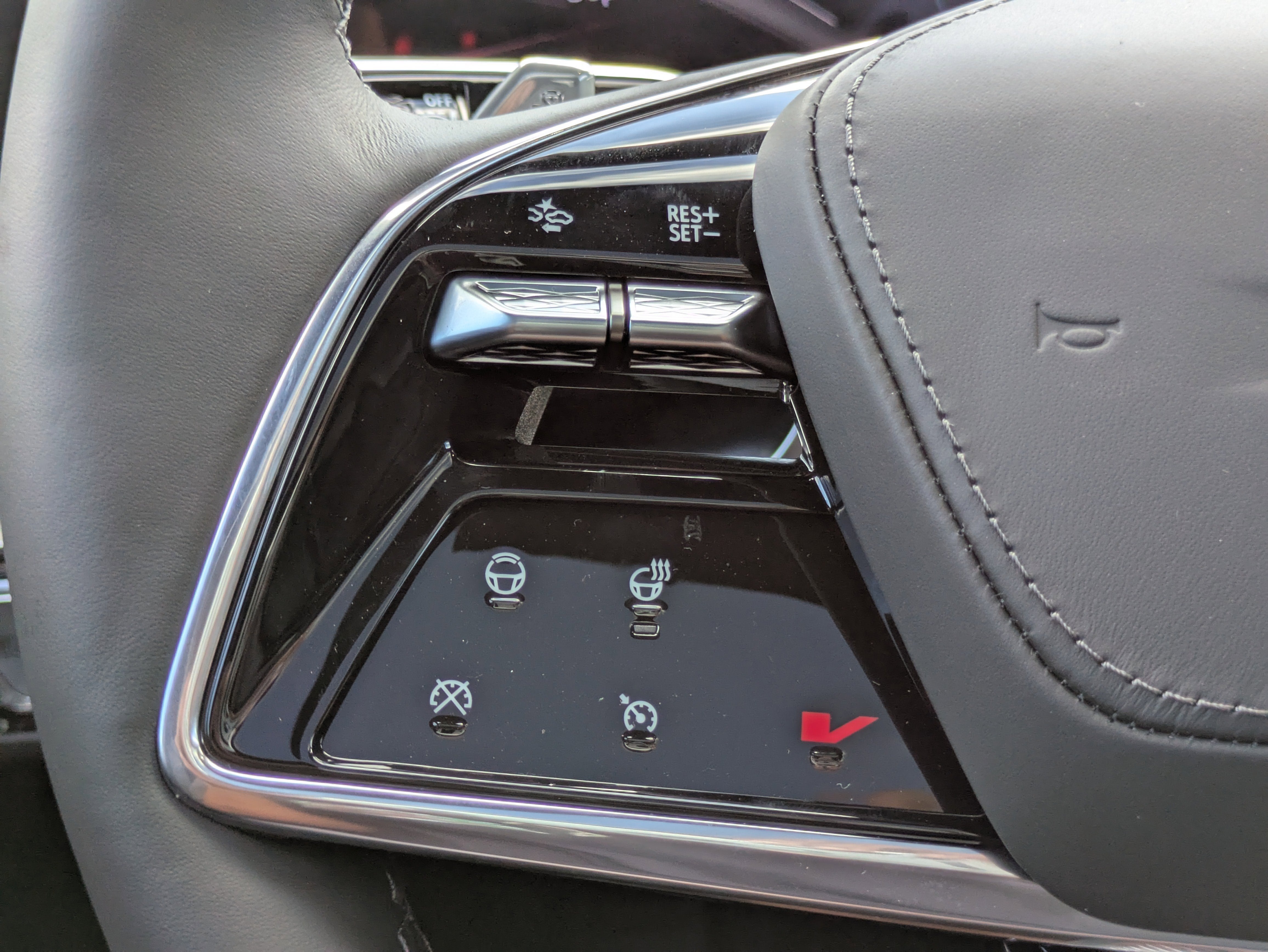 2026 Cadillac LYRIQ V-Series