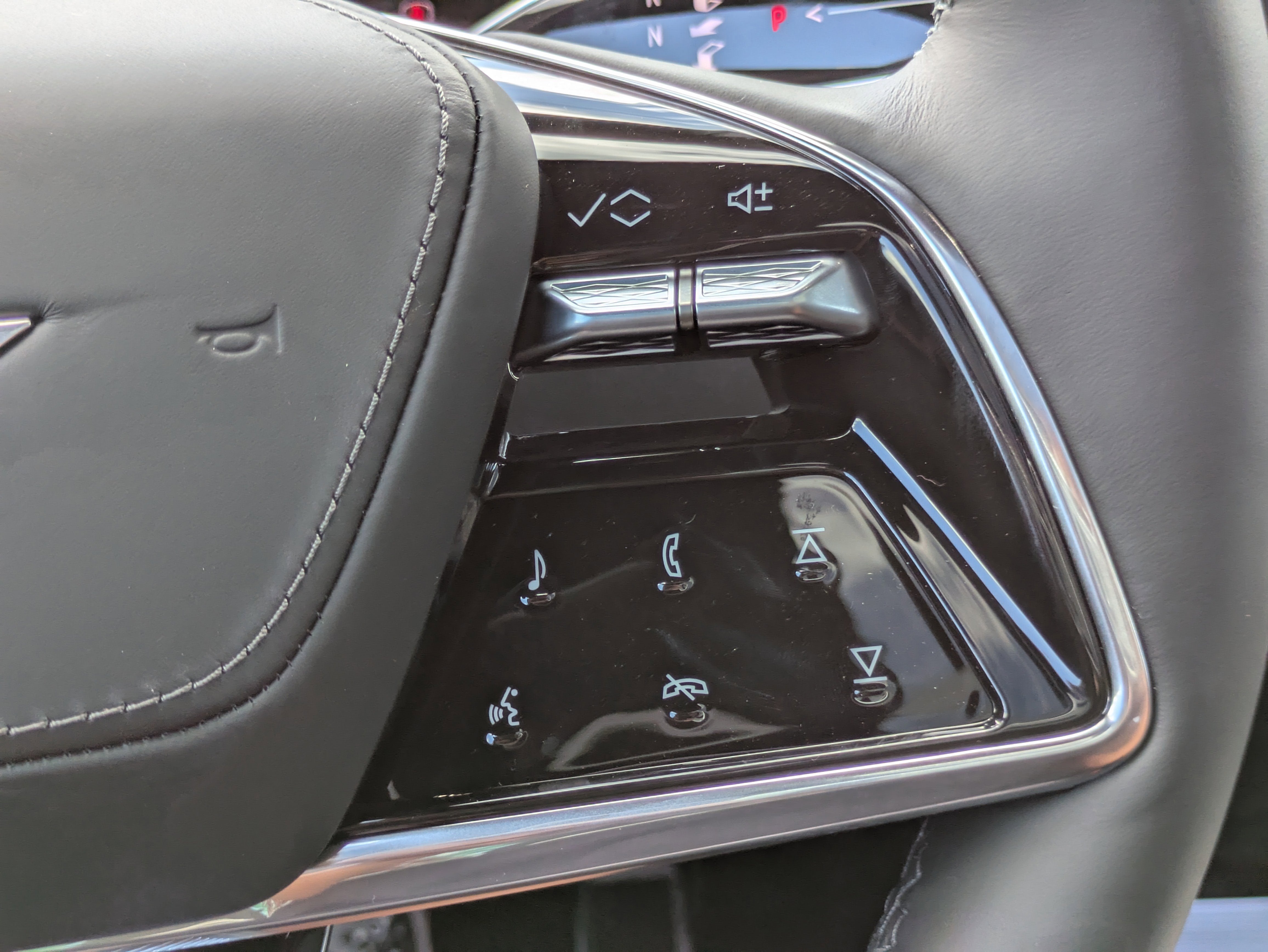 2026 Cadillac LYRIQ V-Series