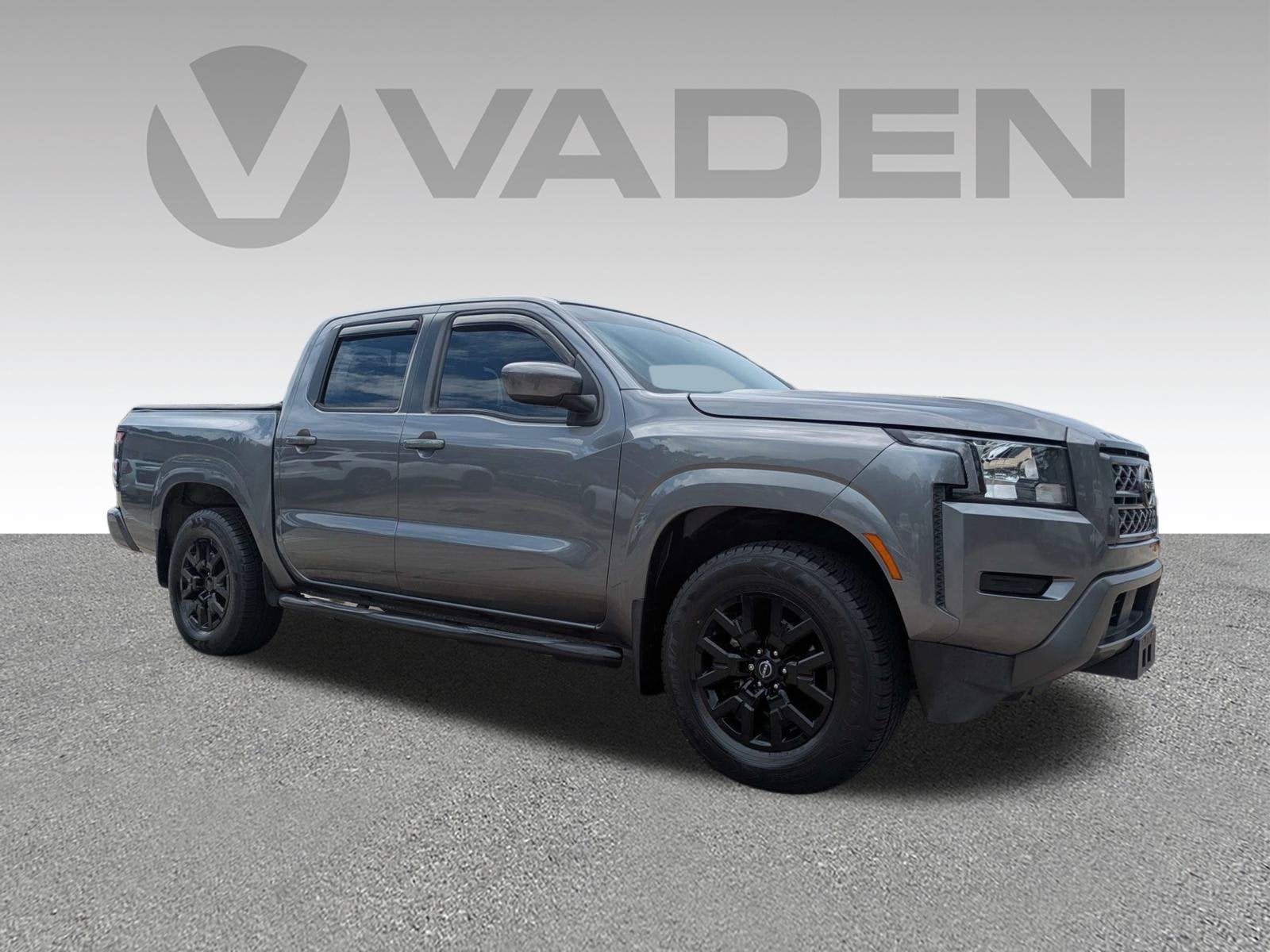 2022 Nissan Frontier Crew Cab SV 4x2