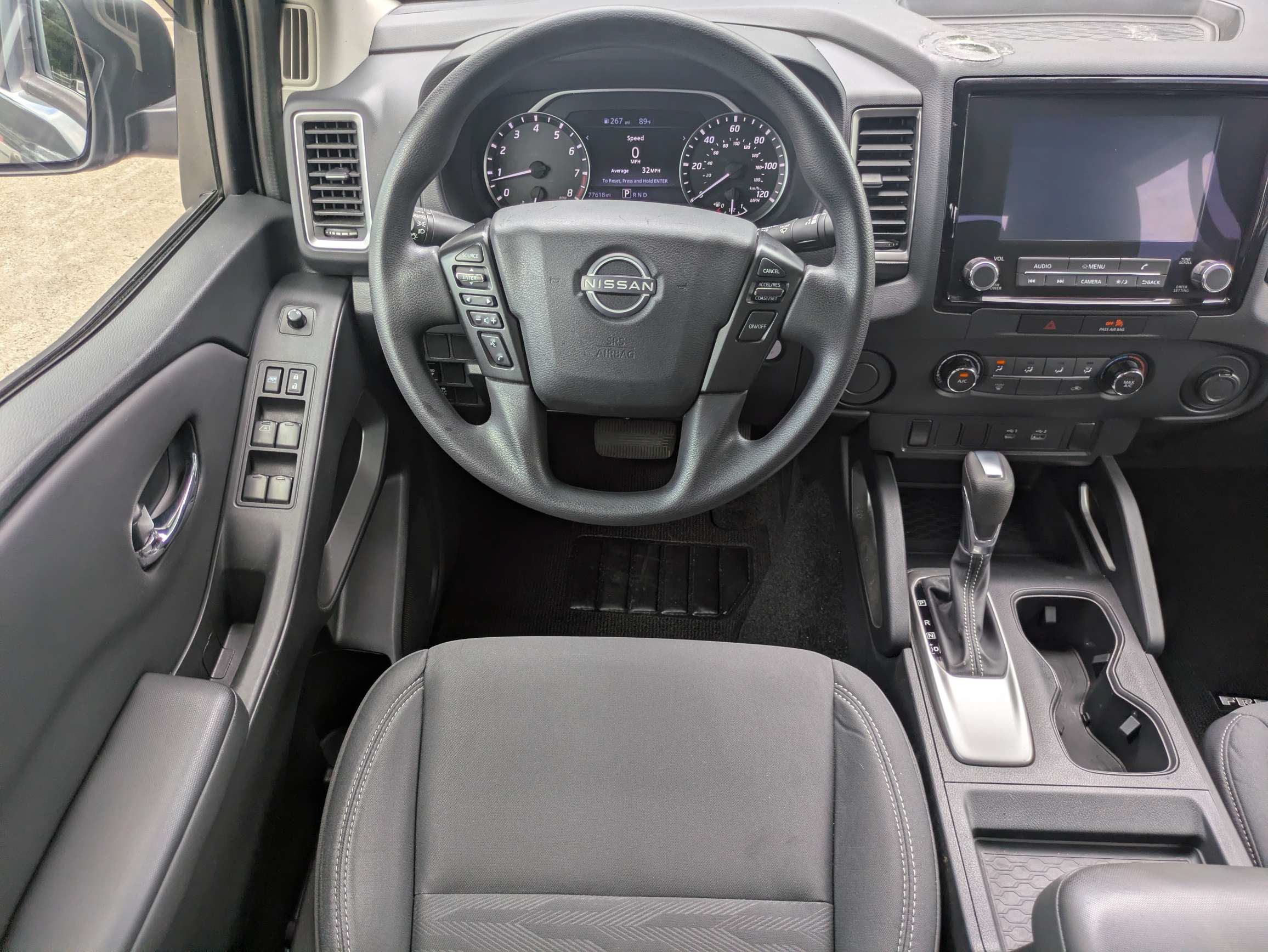 2022 Nissan Frontier Crew Cab SV 4x2