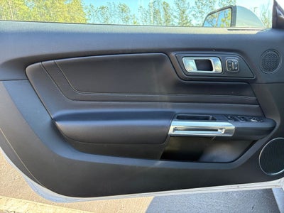 2020 Ford Mustang EcoBoost