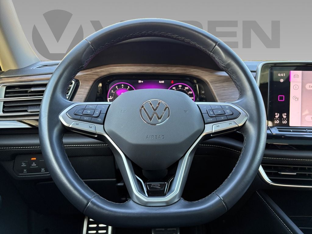 2024 Volkswagen Atlas 2.0T SEL Premium R-Line