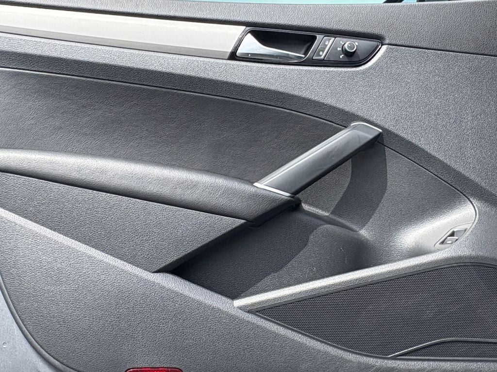 2022 Volkswagen Passat 2.0T SE