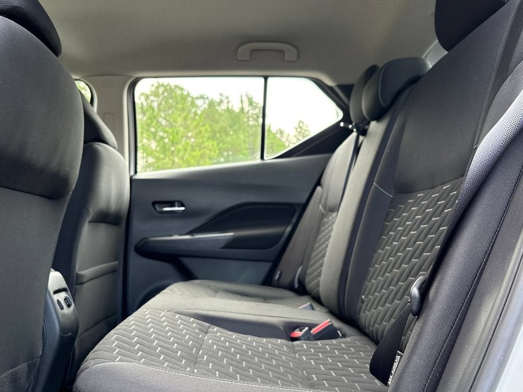 2022 Nissan Kicks SV