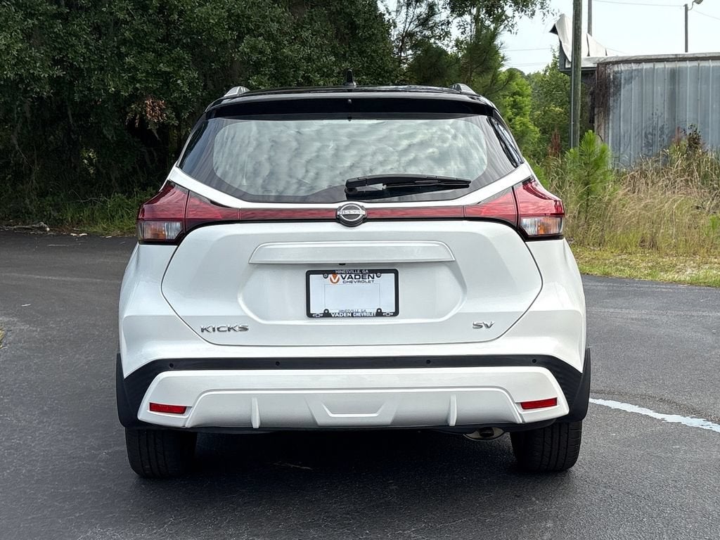 2022 Nissan Kicks SV