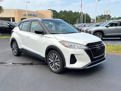 2022 Nissan Kicks SV