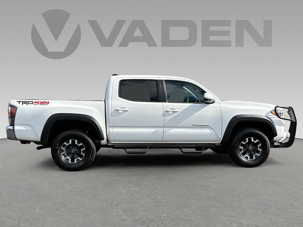 2022 Toyota Tacoma 4WD SR